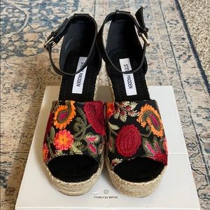 Steve Madden Ronalda Wedge Shoe